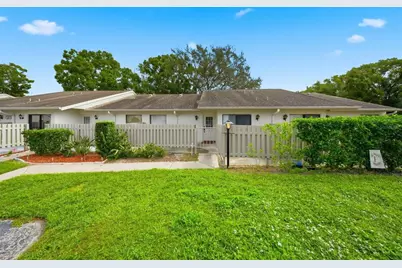 1725 Pine Ridge Way E #E, Palm Harbor, FL 34684 - Photo 1