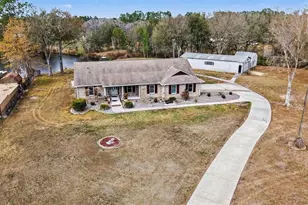 31835 Cromwell Ln, Wesley Chapel, FL 33543 - Photo 1