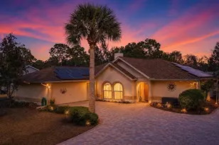 84 N Country Club Dr, Crystal River, FL 34429 - Photo 1