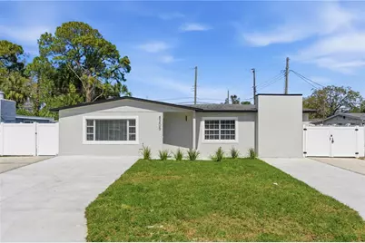 8205 Tanglewood Lane, Tampa, FL 33615 - Photo 1