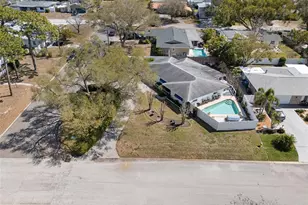 1841 Magnolia Dr, Clearwater, FL 33764 - Photo 1