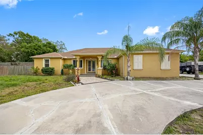 534 Berkley Avenue, Tarpon Springs, FL 34689 - Photo 1