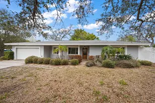 230 Garden Cir, Belleair, FL 33756 - Photo 1