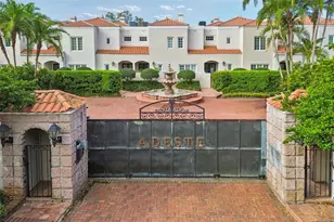 4951 Bayshore Blvd, Tampa, FL 33611 - Photo 1