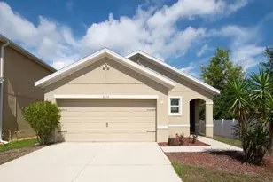 3608 Diamond Leaf Ct, Valrico, FL 33594 - Photo 1