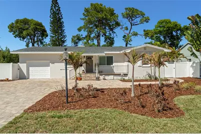 6343 1st Avenue N, Saint Petersburg, FL 33710 - Photo 1