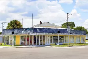 1601 5th Ave N, Saint Petersburg, FL 33713 - Photo 1