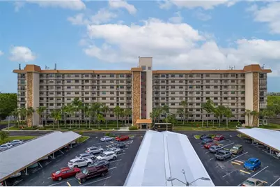 5400 Park Street N #214, Saint Petersburg, FL 33709 - Photo 1