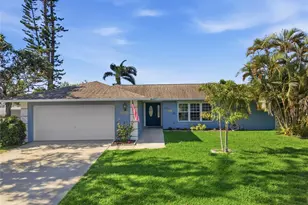 2904 Norwich Dr W, Bradenton, FL 34205 - Photo 1