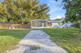 201 Dunkirk Rd, Oldsmar, FL 34677 - Photo 1