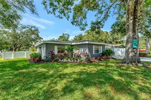 700 14th St NW, Largo, FL 33770 - Photo 1