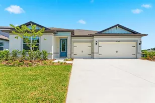 37265 Gunnison Dr, Zephyrhills, FL 33540 - Photo 1