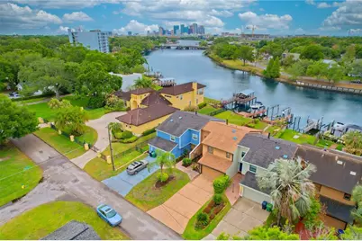 1304 W Charter Street, Tampa, FL 33602 - Photo 1