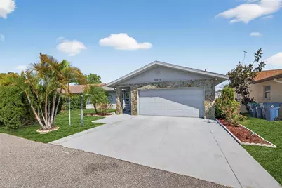 10275 113th Street, Seminole, FL 33778 - Photo 1