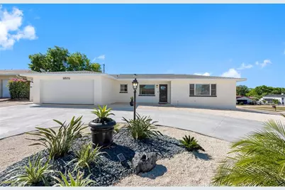 11572 63rd Avenue, Seminole, FL 33772 - Photo 1