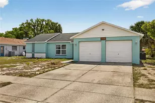 7226 Bramblewood Dr, Port Richey, FL 34668 - Photo 1