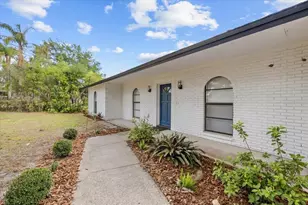 11218 Creek View Dr, Riverview, FL 33569 - Photo 1