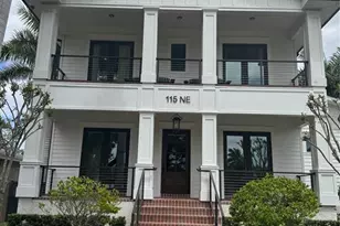 115 27th Ave NE, Saint Petersburg, FL 33704 - Photo 1