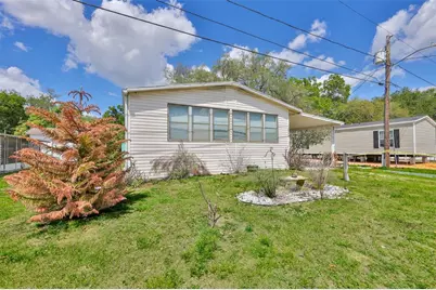 38992 Stapley Circle, Zephyrhills, FL 33540 - Photo 1