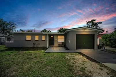 7418 Cedar Street NE, Saint Petersburg, FL 33702 - Photo 1