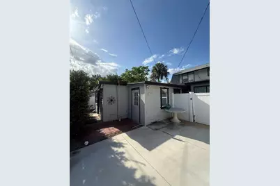 2606 1st Avenue S, Saint Petersburg, FL 33712 - Photo 1
