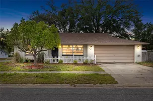 6744 Greenwich Ave, New Port Richey, FL 34653 - Photo 1