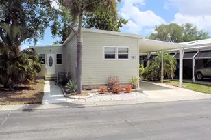 47 Thatch Palm St W, Largo, FL 33770 - Photo 1