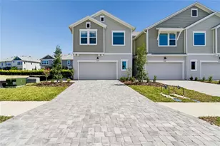 10724 Oak Bnd Dr, Parrish, FL 34219 - Photo 1