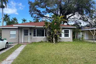 415 4th Ave E, Bradenton, FL 34208 - Photo 1