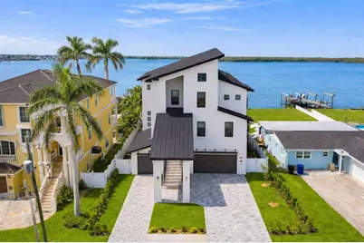 1843 Bayou Grande Boulevard NE, Saint Petersburg, FL 33703 - Photo 1