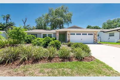 25 Harbor Woods Circle, Safety Harbor, FL 34695 - Photo 1