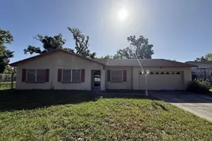 2928 Forest Cir, Seffner, FL 33584 - Photo 1