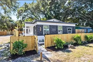 2904 Emerson Ave S, Saint Petersburg, FL 33712 - Photo 1