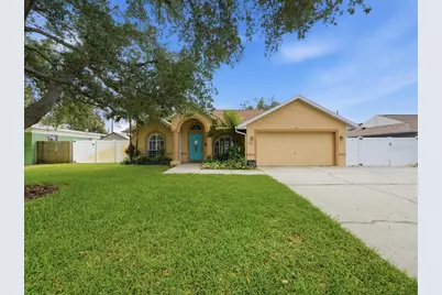 2310 39th Avenue N, Saint Petersburg, FL 33714 - Photo 1