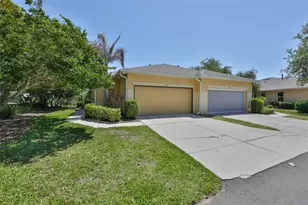 1205 Fairway Greens Dr, Sun City Center, FL 33573 - Photo 1