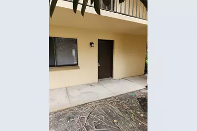 11809 Raintree Lake Lane #B, Tampa, FL 33617 - Photo 1