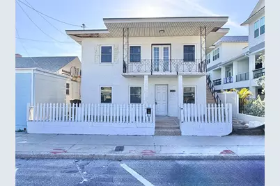 664 Mandalay Avenue, Clearwater Beach, FL 33767 - Photo 1