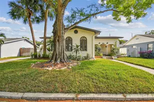 3120 S Julia Cir, Tampa, FL 33629 - Photo 1