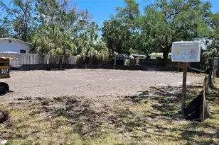 4211 Harrisburg St NE, Saint Petersburg, FL 33703 - Photo 1