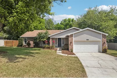 3109 Lake Valencia Ln E, Palm Harbor, FL 34684 - Photo 1