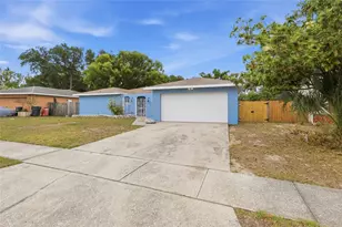 1114 Estatewood Dr, Brandon, FL 33510 - Photo 1
