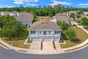 824 Ashentree Dr, Plant City, FL 33563 - Photo 1