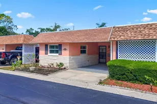 325 Sky Loch Dr W, Dunedin, FL 34698 - Photo 1