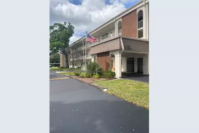 5880 38th Avenue N #308, Saint Petersburg, FL 33710 - Photo 1