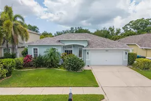 8253 Wild Oaks Cir, Largo, FL 33773 - Photo 1