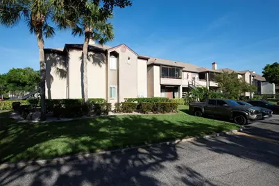 10263 Gandy Boulevard N #2202, Saint Petersburg, FL 33702 - Photo 1