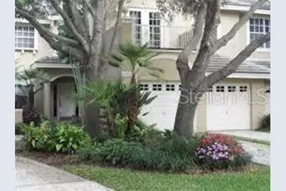 617 Segovia Court NE, Saint Petersburg, FL 33703 - Photo 1