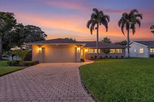 1501 North Dakota Ave NE, Saint Petersburg, FL 33703 - Photo 1