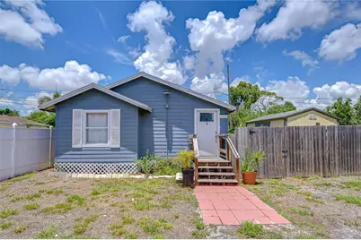 2933 56th Avenue N, Saint Petersburg, FL 33714 - Photo 1