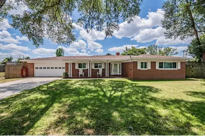 712 Camellia Court, Seffner, FL 33584 - Photo 1